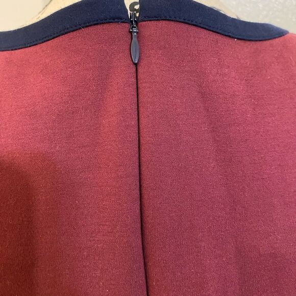 Lands End Sleeveless Colorblock Ponte Dress Size 8P - Picture 3 of 6